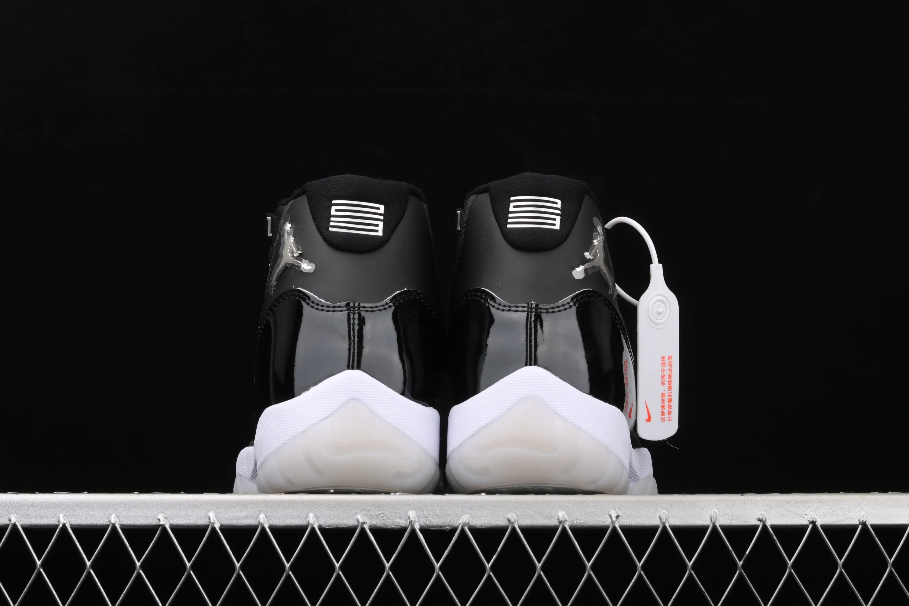 All Categories Air Jordan Jordan Series Basketball Shoes Air Jordan 11 Differentiated Versions Air Jordan 11 "25th Anniversary" AJ11 Joe 11 Devil II Genuine Standard Real Carbon CT8012-011